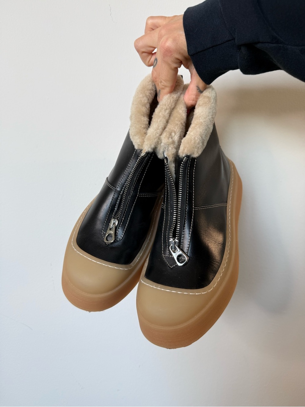 Labucq Teddy Zip Black & Tan Shearling Ankle Boots | New size 38